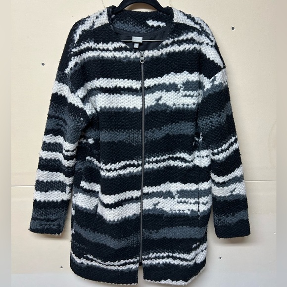 JACKET | Women’s Bench wool jacket size medium - Picture 4 of 6